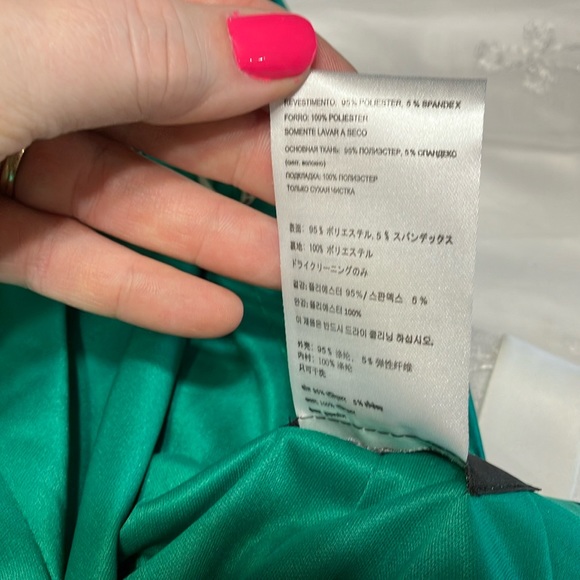 Faviana Glamour formal dress size 6 - Picture 7 of 9